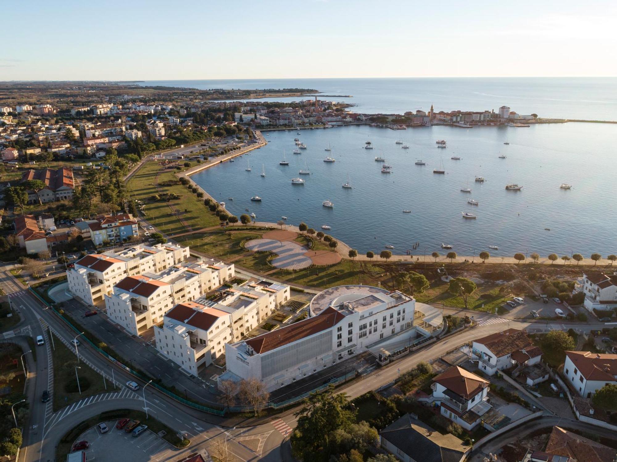 Humagum Sea View Apartment - Garden Palace Умаг Екстериор снимка