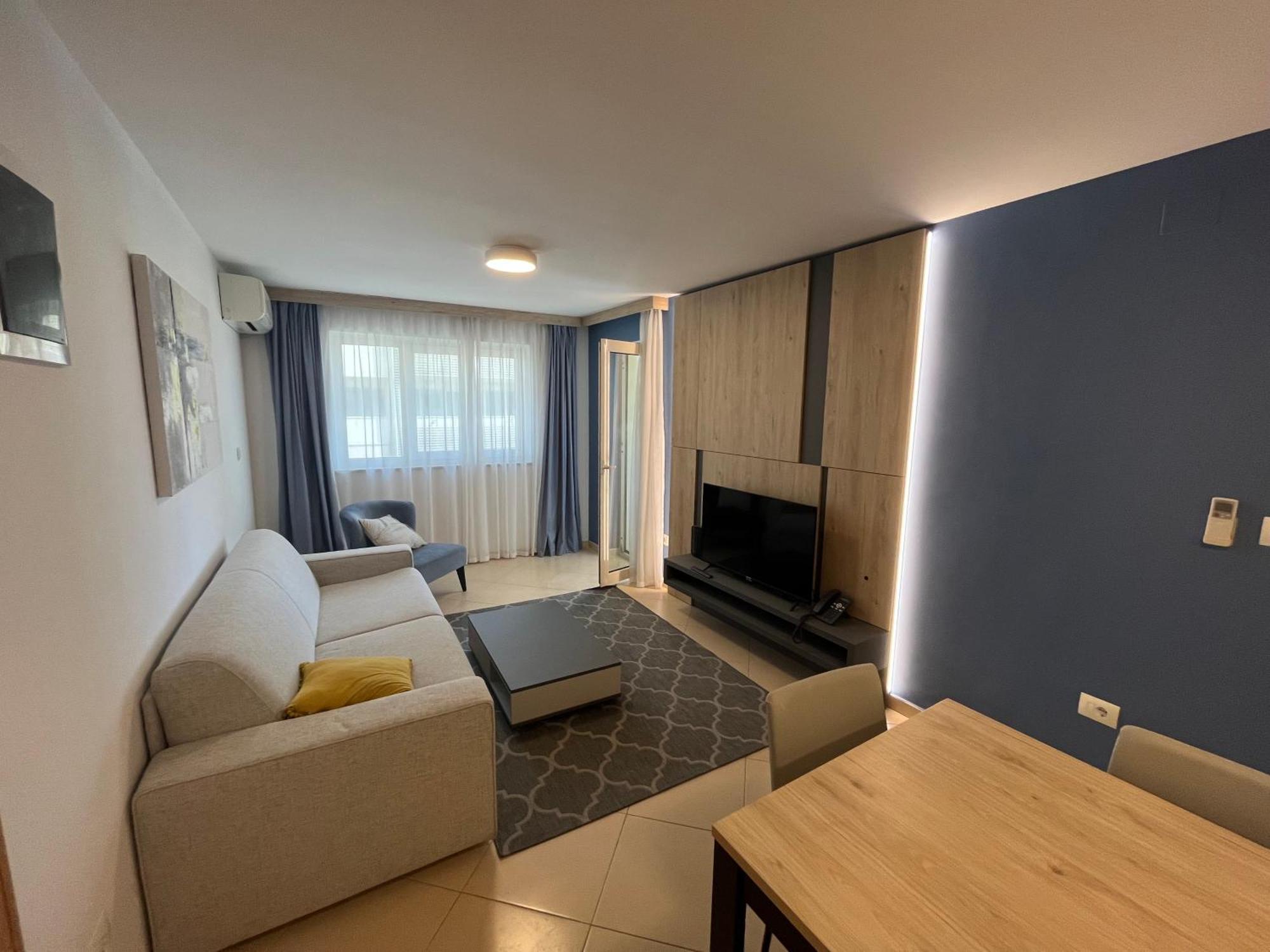 Humagum Sea View Apartment - Garden Palace Умаг Екстериор снимка