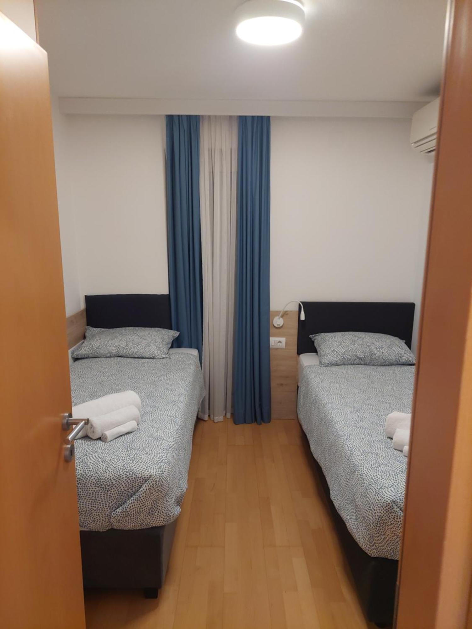Humagum Sea View Apartment - Garden Palace Умаг Екстериор снимка